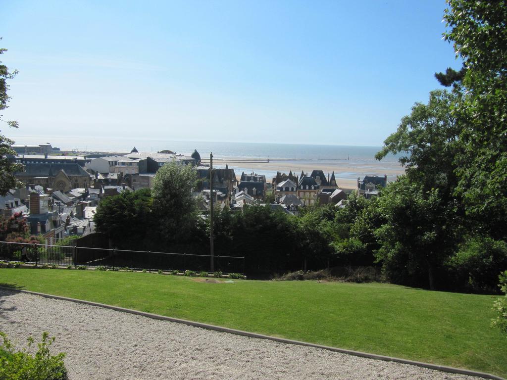 Villa Regina Trouville-sur-mer Rum bild