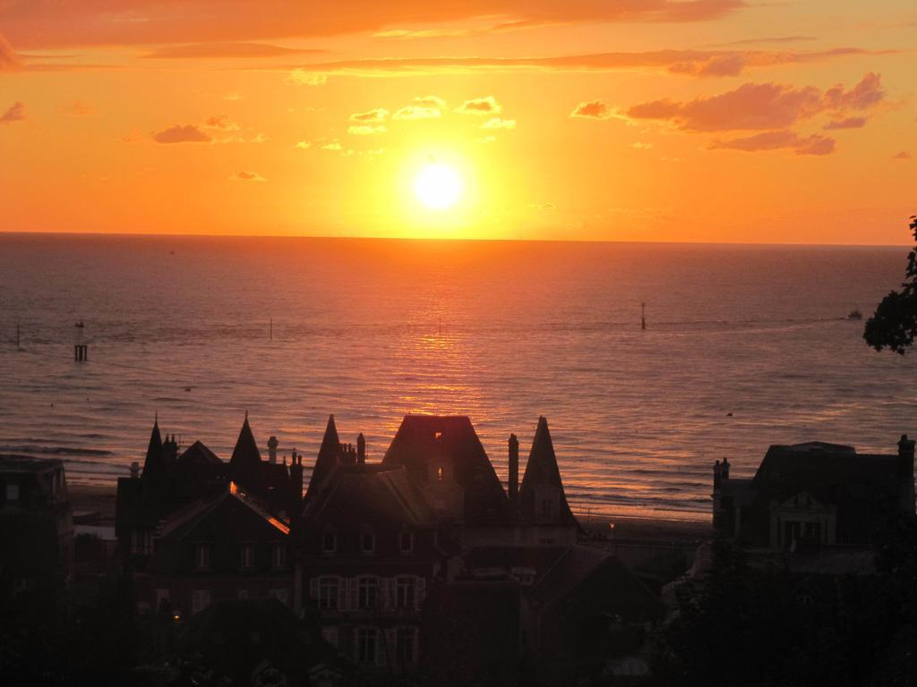 Villa Regina Trouville-sur-mer Rum bild